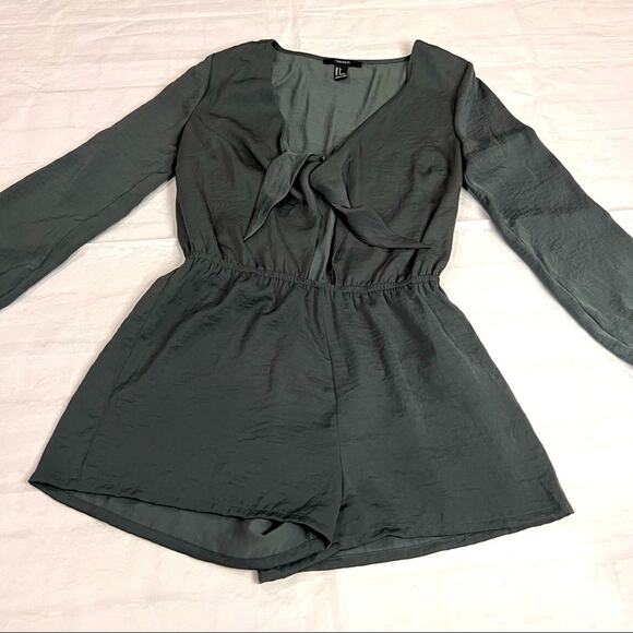 Forever 21 Romper Small - Picture 1 of 6